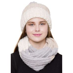 WOMENS CREAM/BEIGE/GRAY STRIPED KNITTED BEANIE / INFINITY SCARF SET - OS